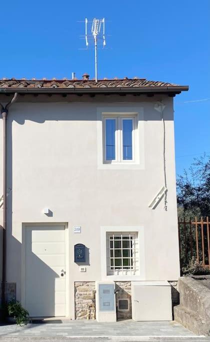 Villa Relax&Business Wi-Fi, Tv Hd, Parcheggio Gratuito à Capannori Extérieur photo